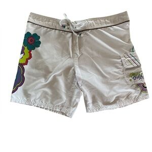 O’Neill women’s board shorts swim boardshorts size 9 white floral